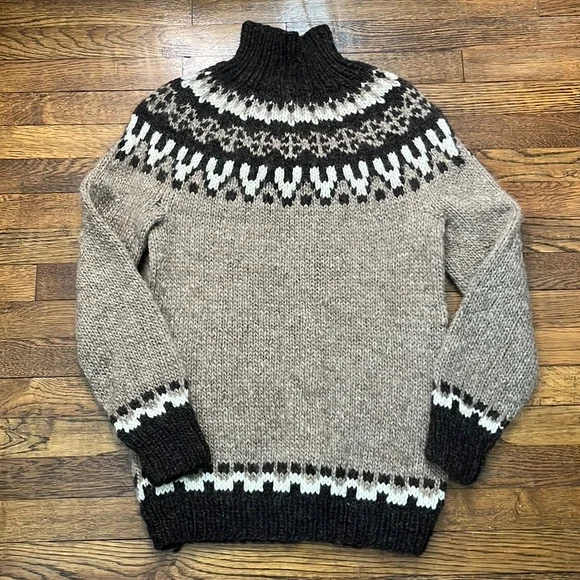 NWOT Handmade Knitted Wool Nordic Sweater